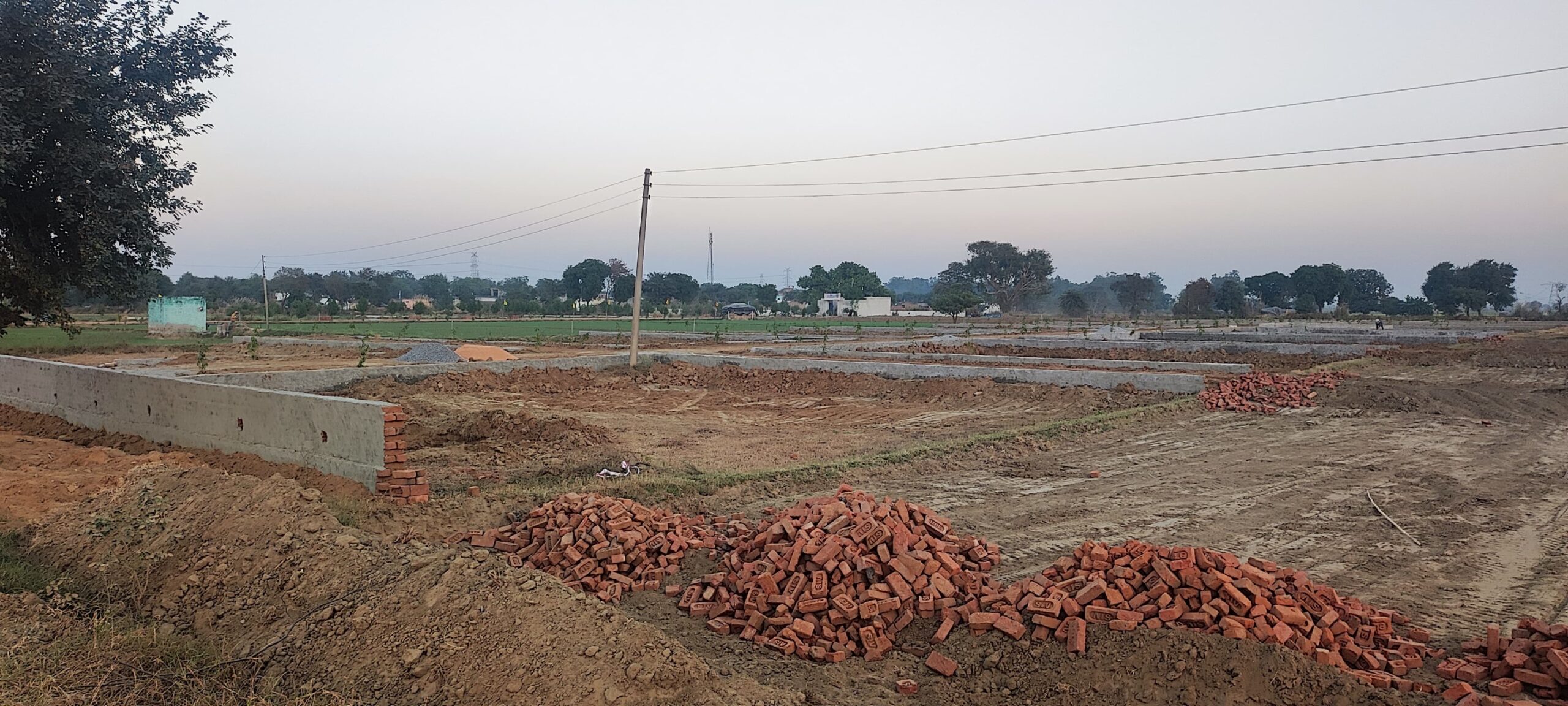 WhatsApp Image 2025-04-08 at 13.02.20 (1)